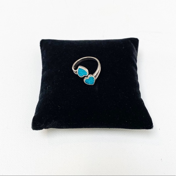 Avon Jewelry - Vtg Avon Silver Turquoise Double Hearts Ring Sz 6